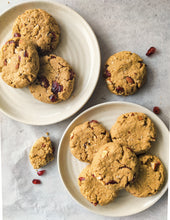 Load image into Gallery viewer, Oatmeal Breakfast Cookies (Eggless)
